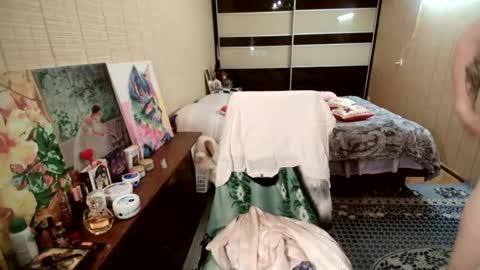 angelleah online show from 06-22-26, 06:27