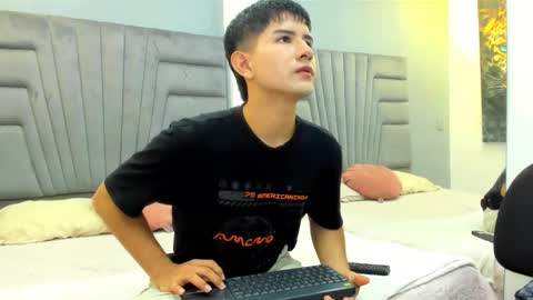 Angelli Winters online show from 09-26-25, 11:36