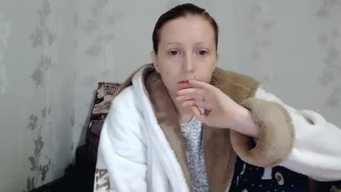Snapshot of angellllsexy chatting on 11-14-25, 03:44 Galina online show from 11-14-25, 03:44