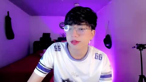 Angel  online show from 01-18-26, 04:05