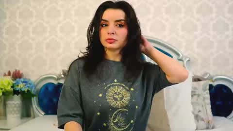 Snapshot of angelmarryy chatting on 05-07-26, 04:51 Natalia online show from 05-07-26, 04:51