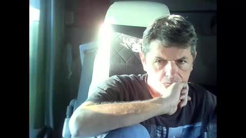 Snapshot of angelo888888 chatting on 10-12-25, 07:29 angelo888888 online show from 10-12-25, 07:29