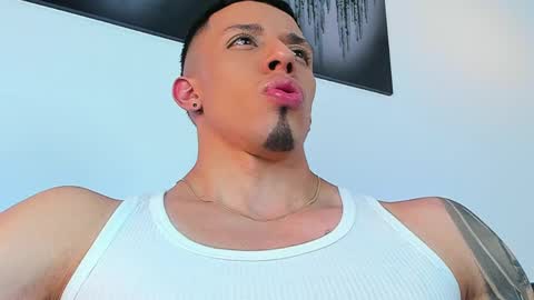 Angelo Varek online show from 04-22-26, 03:20