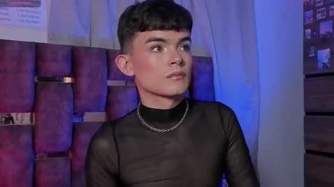 Angelo I work from home this is my room  online show from 02-09-25, 06:11