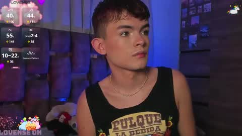 Angelo I work from home this is my room  online show from 03-10-25, 12:29