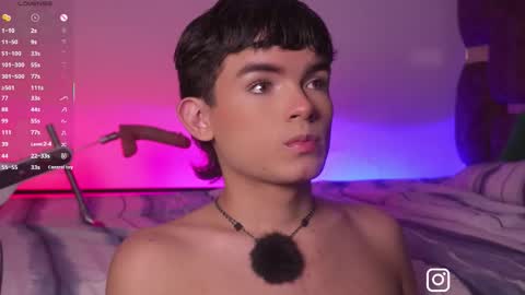 Angelo I work from home this is my room  online show from 10-31-25, 03:18