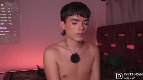 Angelo I work from home this is my room  online show from 11-03-25, 05:09