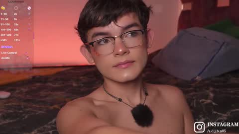 Angelo I work from home this is my room  online show from 11-21-25, 06:34