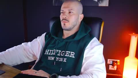 Snapshot of angeloeric chatting on 01-15-25, 05:29 BlackWolf online show from 01-15-25, 05:29