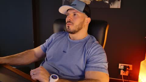 Snapshot of angeloeric chatting on 02-24-26, 12:25 BlackWolf online show from 02-24-26, 12:25