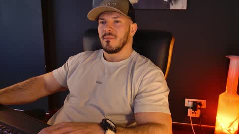 Snapshot of angeloeric chatting on 03-07-26, 10:12 BlackWolf online show from 03-07-26, 10:12