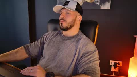 Snapshot of angeloeric chatting on 03-16-26, 09:35 BlackWolf online show from 03-16-26, 09:35