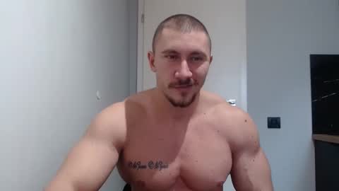  ------- SEX SHOW WITH GUYS AND GIRLS  MUSCLE SHOW online show from 12-04-24, 09:07