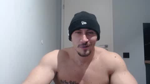  ------- SEX SHOW WITH GUYS AND GIRLS  MUSCLE SHOW online show from 02-03-25, 06:39