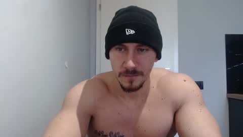  ------- SEX SHOW WITH GUYS AND GIRLS  MUSCLE SHOW online show from 02-07-25, 10:19