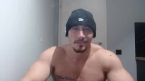  ------- SEX SHOW WITH GUYS AND GIRLS  MUSCLE SHOW online show from 02-10-25, 06:56