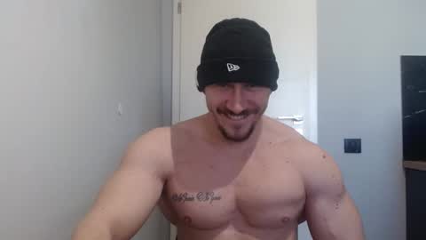  ------- SEX SHOW WITH GUYS AND GIRLS  MUSCLE SHOW online show from 03-06-25, 12:19