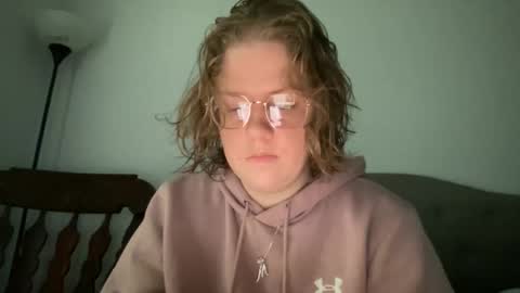 Snapshot of angeloflight273360 chatting on 02-27-26, 04:07 Angel of Light online show from 02-27-26, 04:07