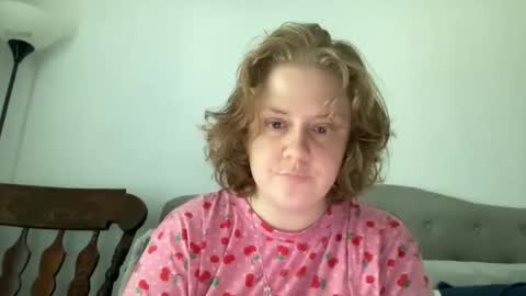 Snapshot of angeloflight273360 chatting on 03-11-26, 02:34 Angel of Light online show from 03-11-26, 02:34