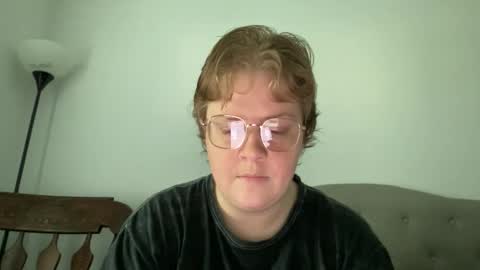 Snapshot of angeloflight273360 chatting on 04-01-26, 01:01 Angel of Light online show from 04-01-26, 01:01