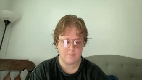 Snapshot of angeloflight273360 chatting on 04-01-26, 01:41 Angel of Light online show from 04-01-26, 01:41