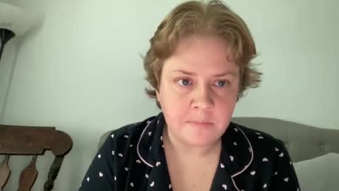 Snapshot of angeloflight273360 chatting on 04-05-26, 07:44 Angel of Light online show from 04-05-26, 07:44