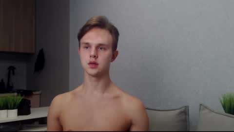 Angel online show from 10-10-25, 01:32