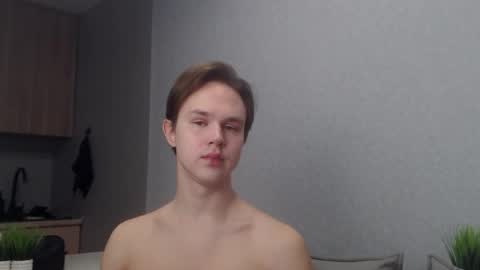 Snapshot of angelraaay chatting on 02-10-26, 09:46 Angel online show from 02-10-26, 09:46