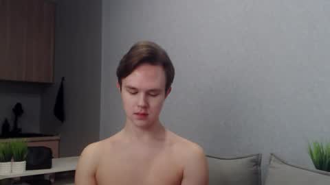 Snapshot of angelraaay chatting on 03-17-26, 10:18 Angel online show from 03-17-26, 10:18