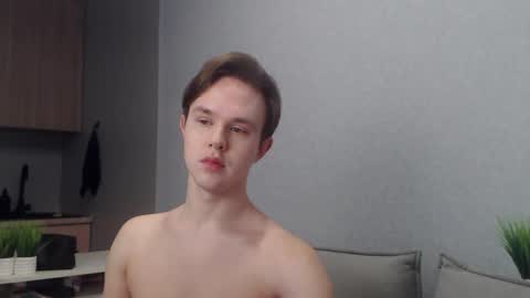 Snapshot of angelraaay chatting on 03-22-26, 10:51 Angel online show from 03-22-26, 10:51