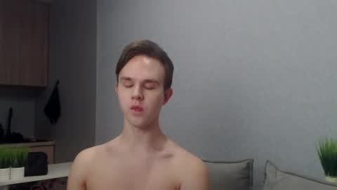 Snapshot of angelraaay chatting on 03-30-26, 10:49 Angel online show from 03-30-26, 10:49