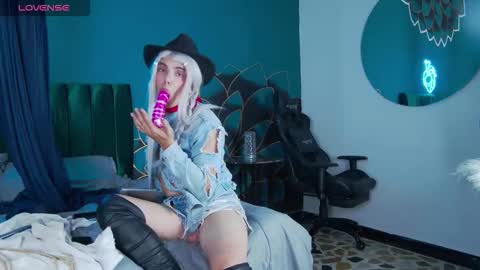 Tyler online show from 09-13-25, 02:06