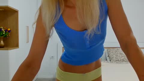 Alesia online show from 12-28-24, 12:24