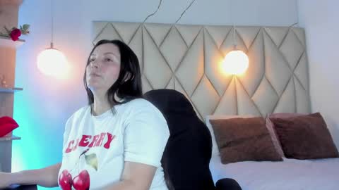 ANGIE online show from 05-05-26, 02:14
