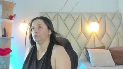 ANGIE online show from 05-07-26, 02:00