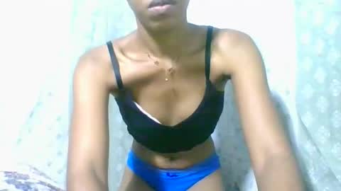 Snapshot of angeltta69 chatting on 12-01-25, 02:05 angeltta69 online show from 12-01-25, 02:05