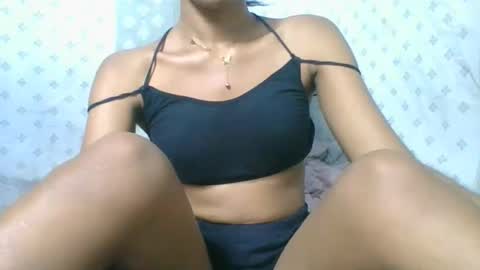 Snapshot of angeltta69 chatting on 12-04-25, 02:37 angeltta69 online show from 12-04-25, 02:37