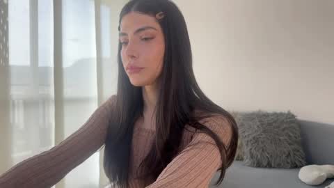 Angel Turned   online show from 06-02-26, 09:39