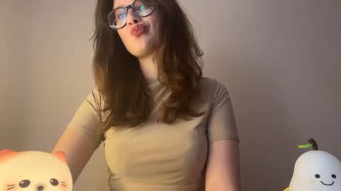 Lisa online show from 10-22-25, 12:27