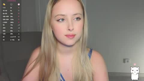 Snapshot of angelxloe chatting on 04-02-26, 01:36 Im Chloe i do FLASH BOOBS for new fan club online show from 04-02-26, 01:36