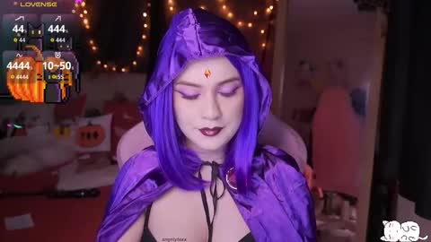 Angel online show from 10-26-25, 05:35