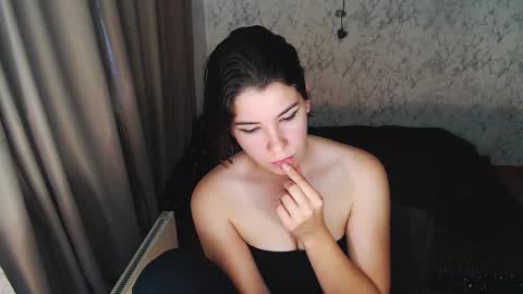 Angie Lorri online show from 09-11-25, 12:16