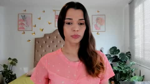 Snapshot of angie_modelo chatting on 02-21-26, 08:54 Anabella online show from 02-21-26, 08:54