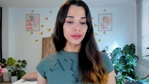 Anabella online show from 04-24-26, 08:44