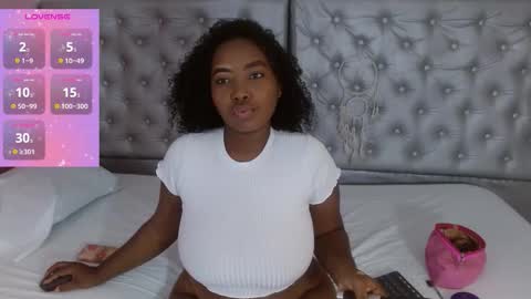 Snapshot of angiellam chatting on 10-19-25, 01:56 angiellam online show from 10-19-25, 01:56