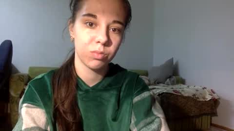 Snapshot of angle_cute05 chatting on 04-15-26, 09:15 Angel Cute online show from 04-15-26, 09:15