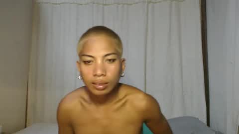 Snapshot of angolahugecock chatting on 02-05-25, 02:37 angolahugecock online show from 02-05-25, 02:37
