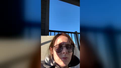 Snapshot of angvlll chatting on 03-28-26, 11:04 angvlll online show from 03-28-26, 11:04