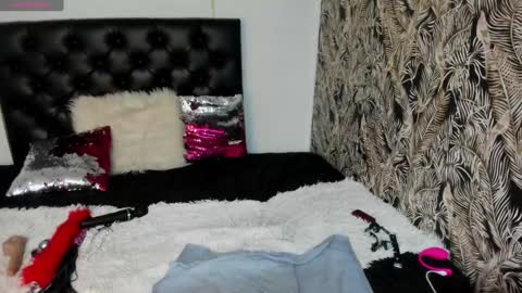 Snapshot of anhell7_ chatting on 02-04-25, 10:45 Anhell online show from 02-04-25, 10:45