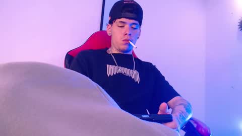 anhonymus online show from 09-28-25, 04:51